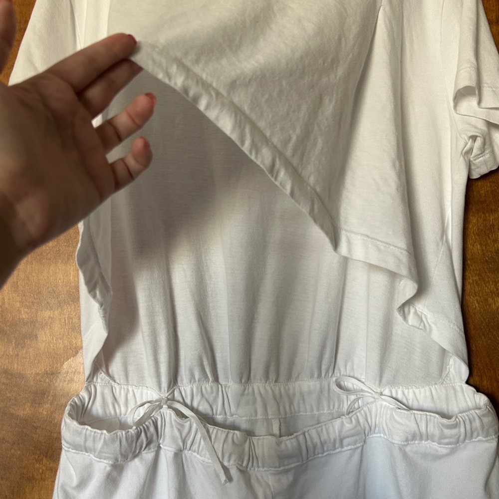 Velvet by Graham & Spencer Beach Romper - Picture 11 of 12